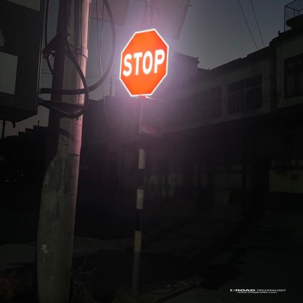 stop2 全透式主动发光“停”标志
