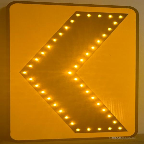 点阵弯道1 LED增强型线形诱导标志—LED点阵型